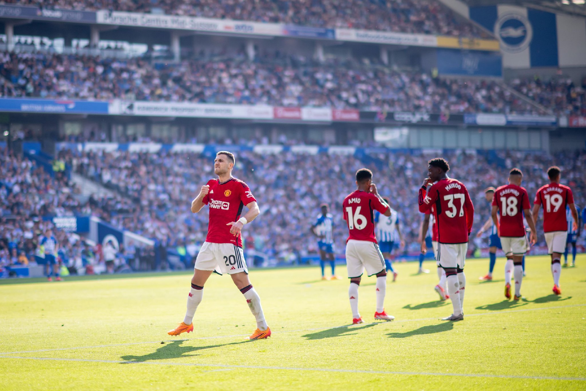 以边翼后卫 以边翼后卫